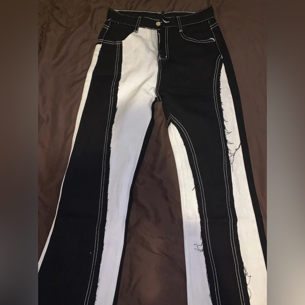 Colorblock Jeans - Picture 5 of 5